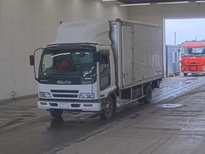 Isuzu FORWARD