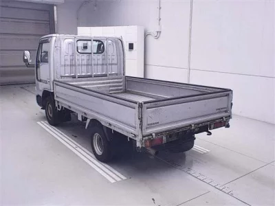 Nissan ATLAS