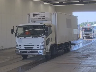 Isuzu FORWARD