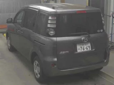 Toyota SIENTA