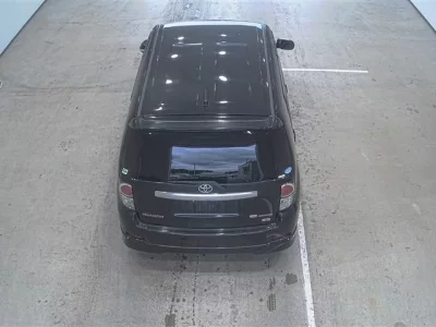 Toyota COROLLA RUMION