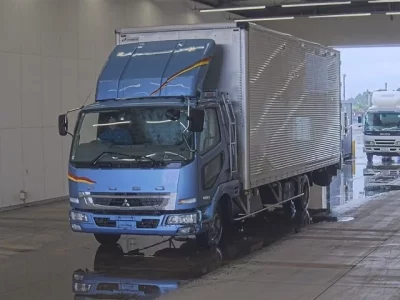 Mitsubishi FUSO FIGHTER