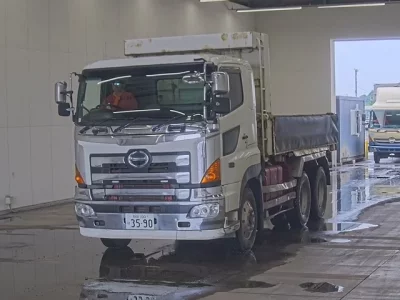 Hino PROFIA