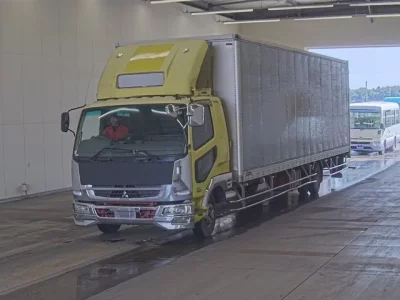 Mitsubishi FUSO FIGHTER