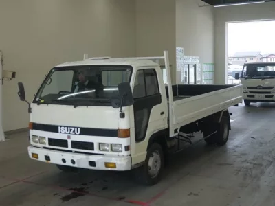 Isuzu ELF