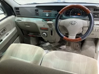 Daihatsu Atrai Wagon