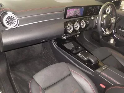 Mercedes-Benz CLA CLASS