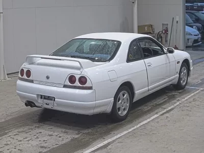 Nissan SKYLINE
