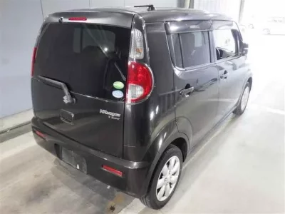 Suzuki MRWAGON
