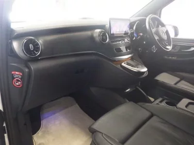 Mercedes-Benz V CLASS