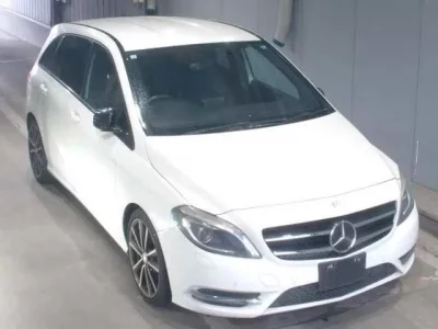 Mercedes-Benz B CLASS