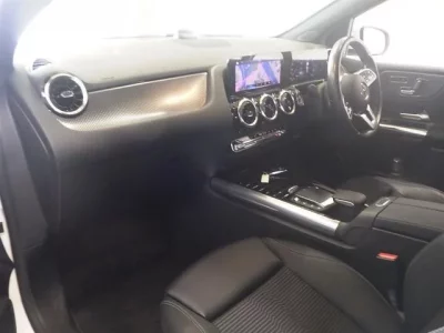 Mercedes-Benz B CLASS