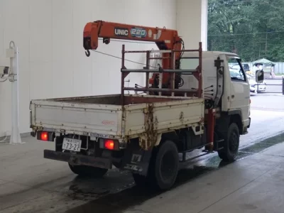 Isuzu ELF
