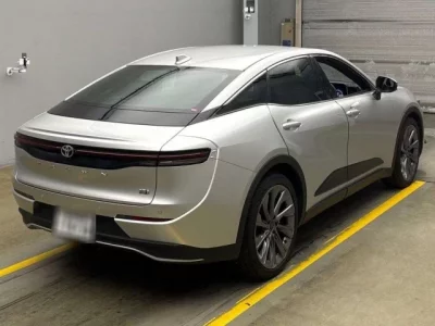 Toyota CROWN CROSSOVER