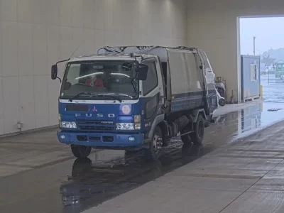 Mitsubishi FUSO FIGHTER