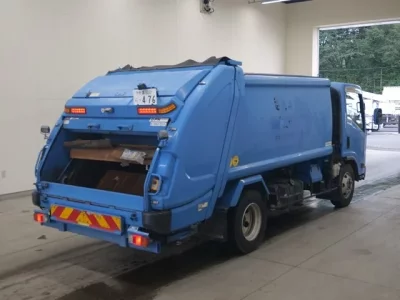 Isuzu ELF