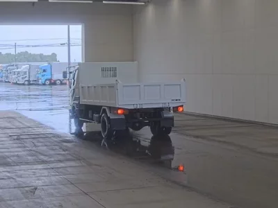 Mitsubishi FUSO FIGHTER