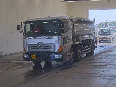 Hino PROFIA