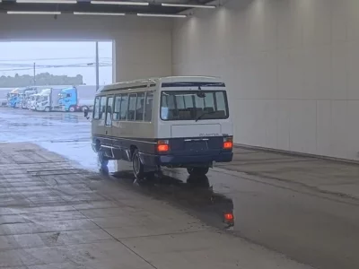 Toyota COASTER