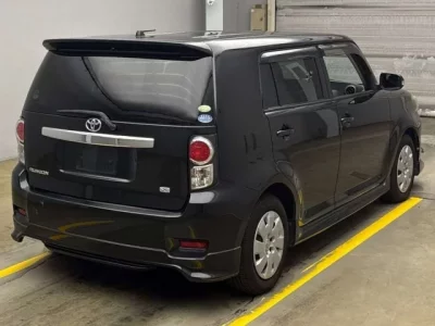 Toyota COROLLA RUMION