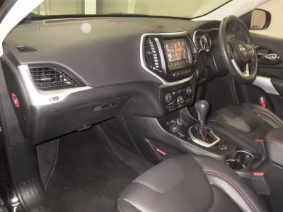 Chrysler JEEP CHEROKEE