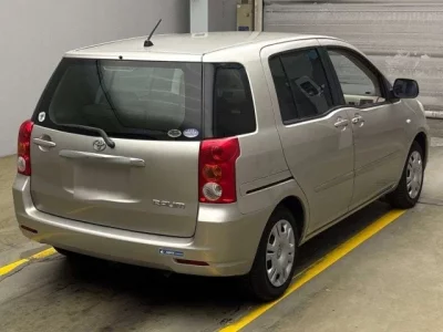 Toyota RAUM