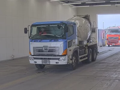 Hino PROFIA