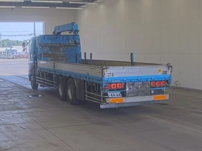 Hino TRUCK
