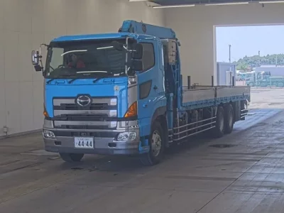 Hino TRUCK