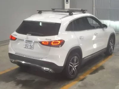 Mercedes-Benz GLA CLASS