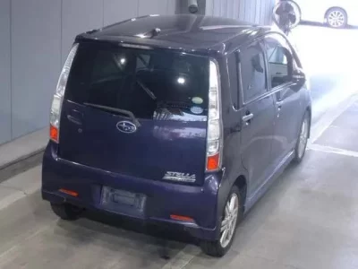 Subaru STELLA