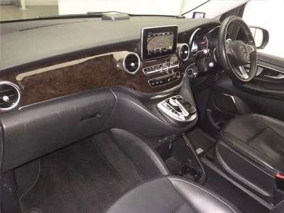 Mercedes-Benz V CLASS