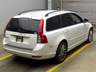 Volvo V50