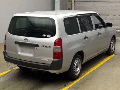 Toyota SUCCEED