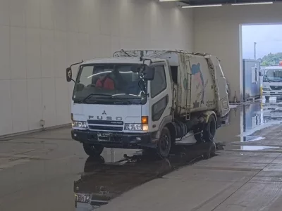 Mitsubishi FUSO FIGHTER