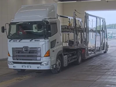 Hino TRUCK