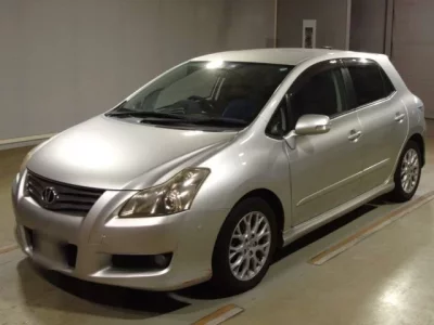 Toyota BLADE