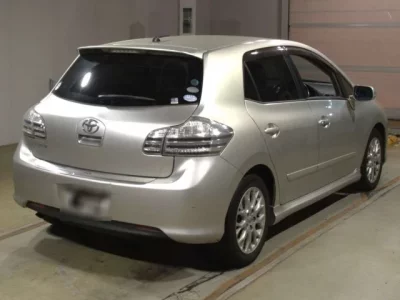 Toyota BLADE