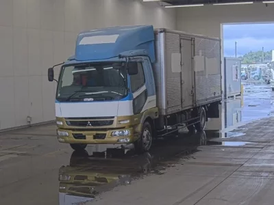 Mitsubishi FUSO FIGHTER