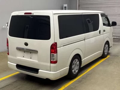 Toyota REGIUS ACE VAN