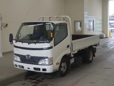 Hino DUTRO