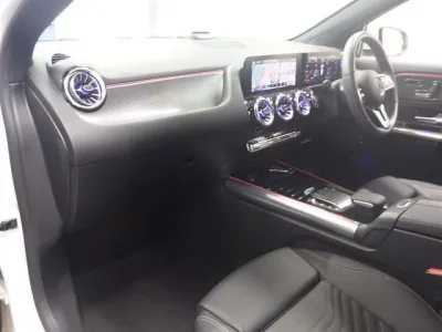 Mercedes-Benz GLA CLASS