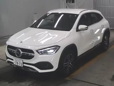 Mercedes-Benz GLA CLASS
