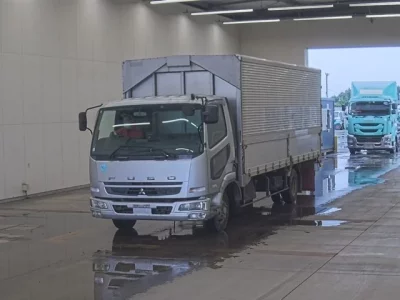 Mitsubishi FUSO FIGHTER