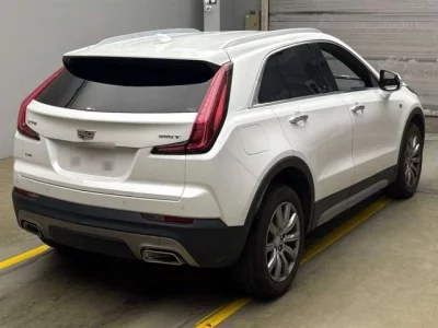 GM CADILLAC XT4