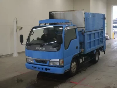 Isuzu ELF