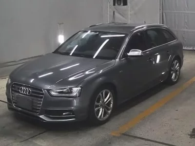 Audi S4