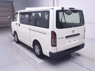Toyota REGIUS ACE VAN
