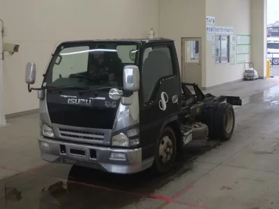 Isuzu ELF