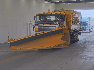 Hino TRUCK